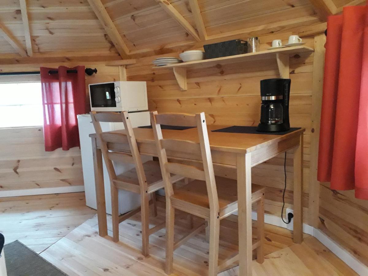 Camping Le Vallage Attigny 外观 照片