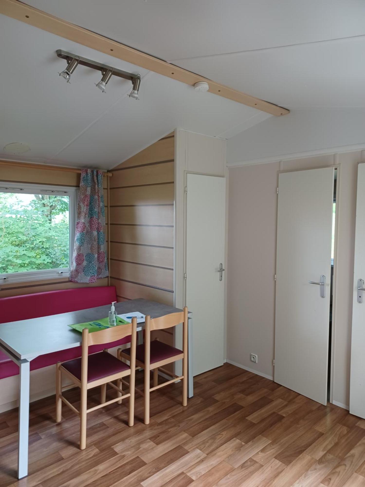 Camping Le Vallage Attigny 外观 照片